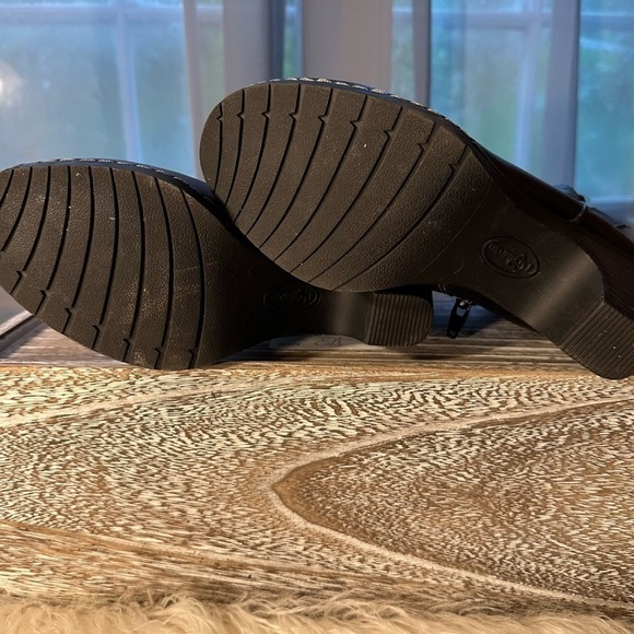 Ankle Boot Bootie I ❤️ Comfort Size 6 1/2M comfort cushion in interior like new - Picture 7 of 7